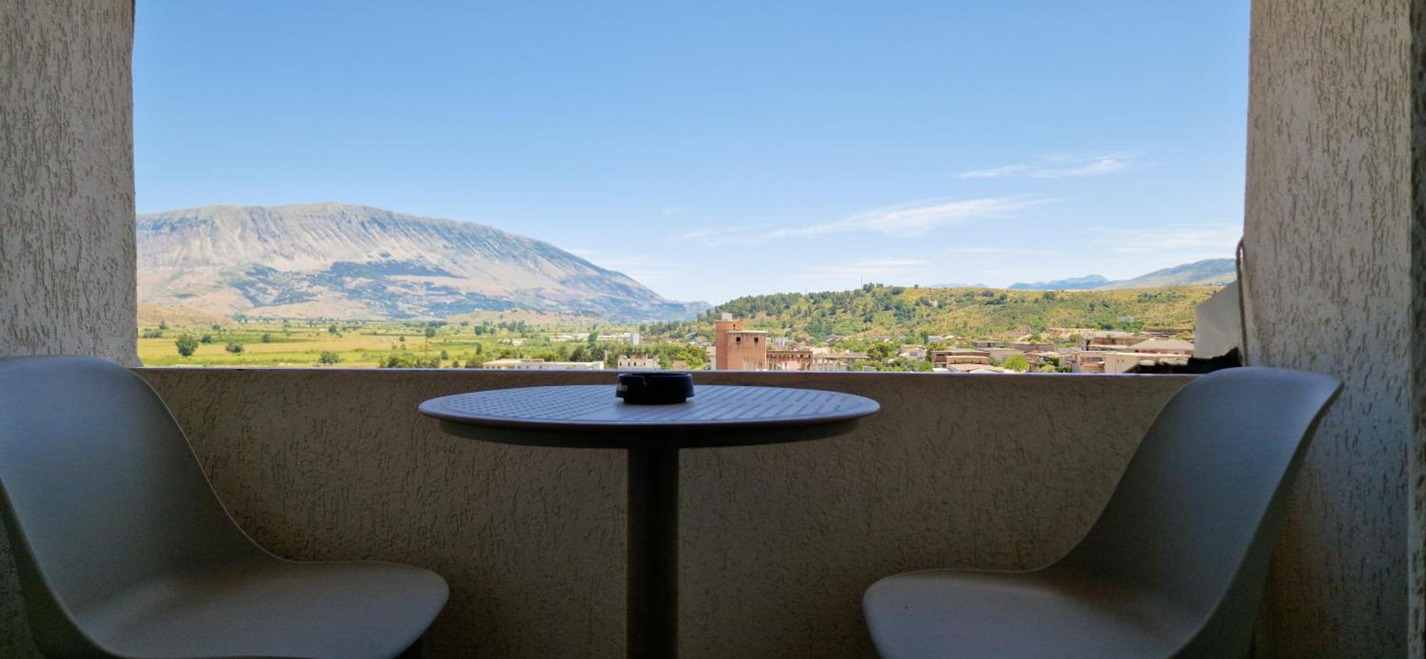 Shena Guest House Gjirokaster Luaran gambar